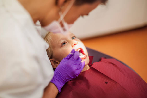 Best Emergency Gum Treatment in Aurora, IL